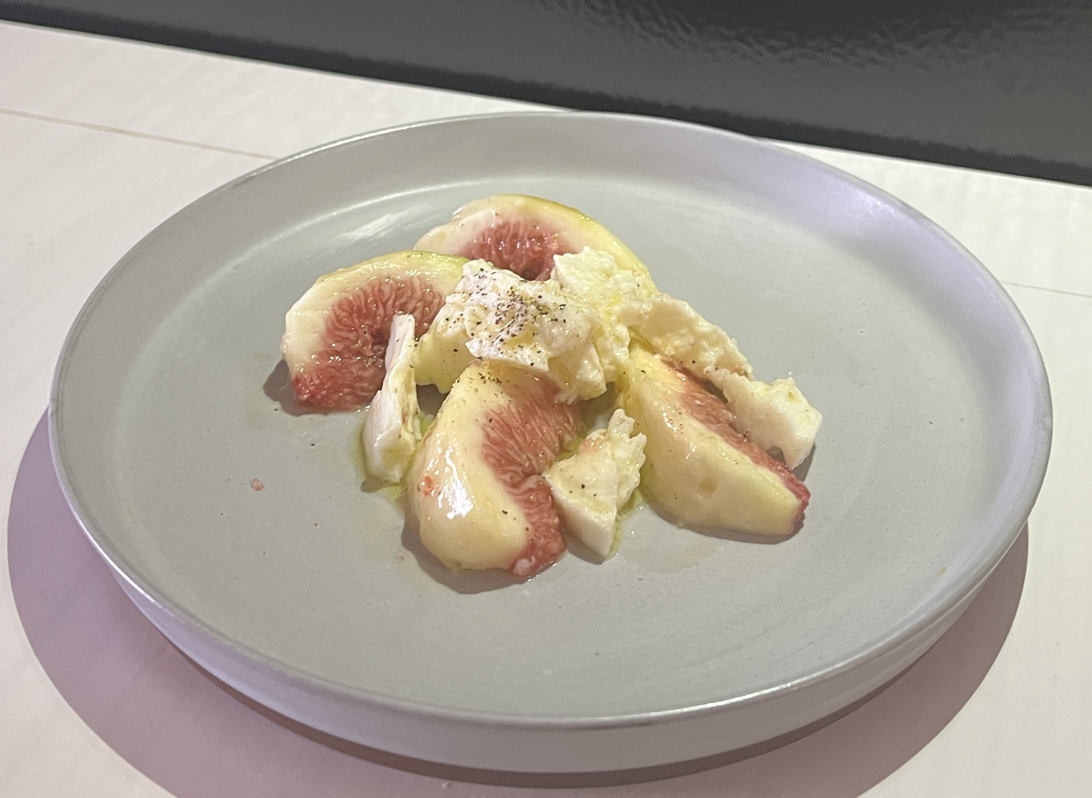 いちじくカプレーゼ